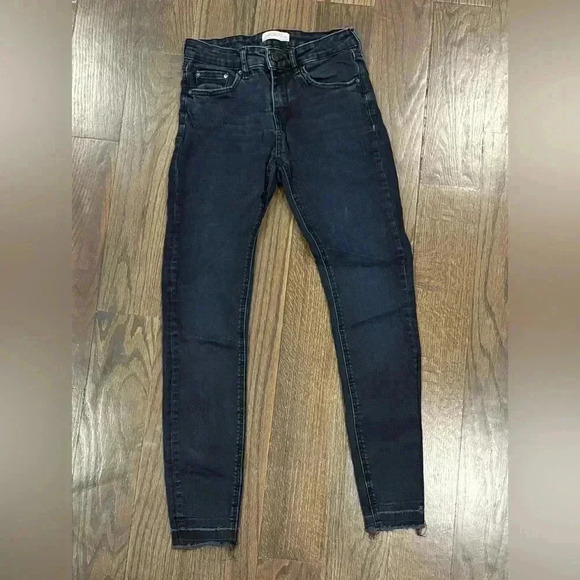 Zara Jeans - Picture 7 of 7